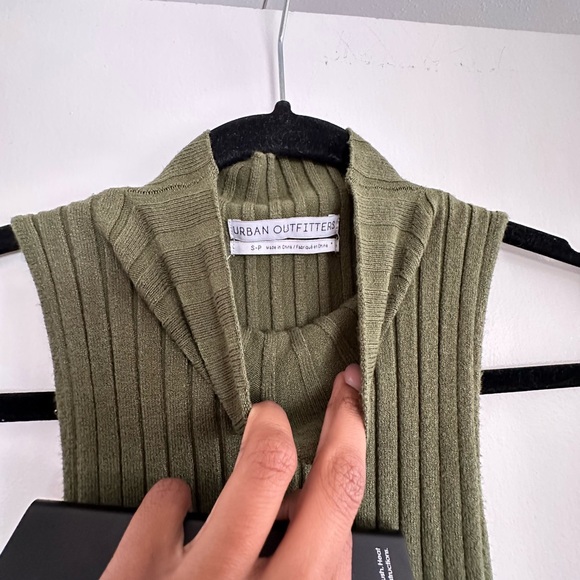 Urban Outfitters UO Monica Mock-Neck Tank Top - Picture 5 of 7